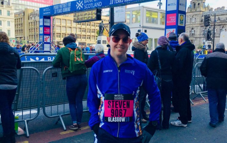 Steven posing for a picture at London Marathon 2019 start